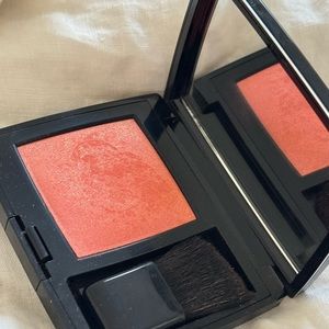 Dior Ultra-Pigmented Powder Blush 365 new world